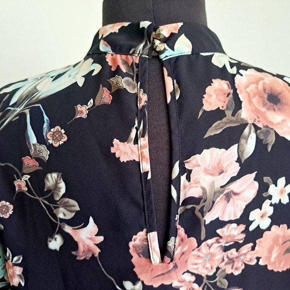 Sienna Sky Women Floral Top Long Sleeve Size M Off Shoulder - Picture 5 of 7